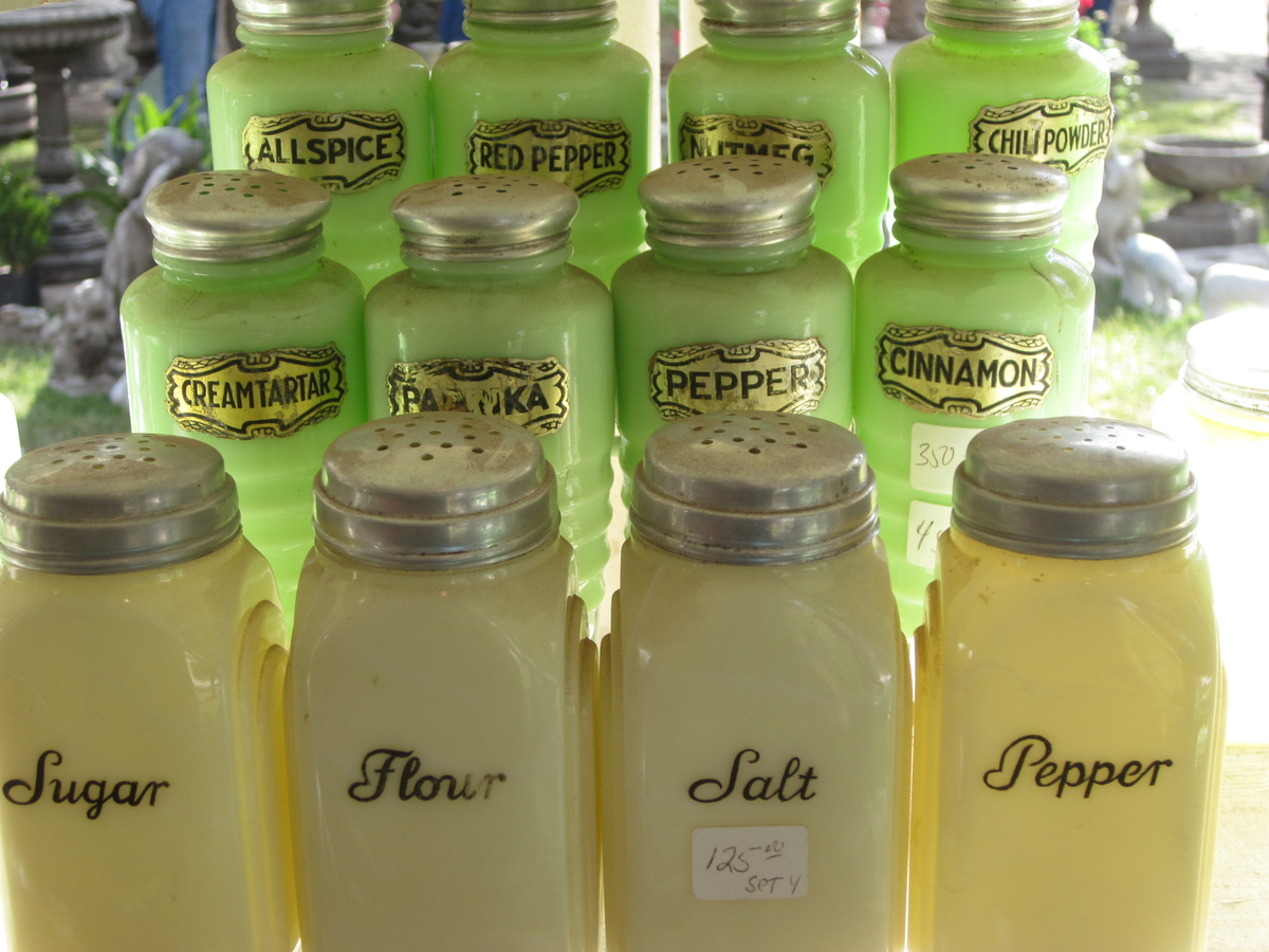 Shakers at Brimfield