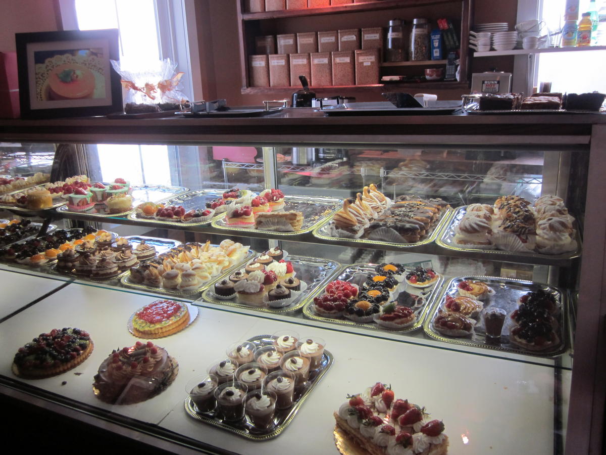 Patisserie Lenox pastry counter