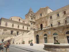 Noto street scene