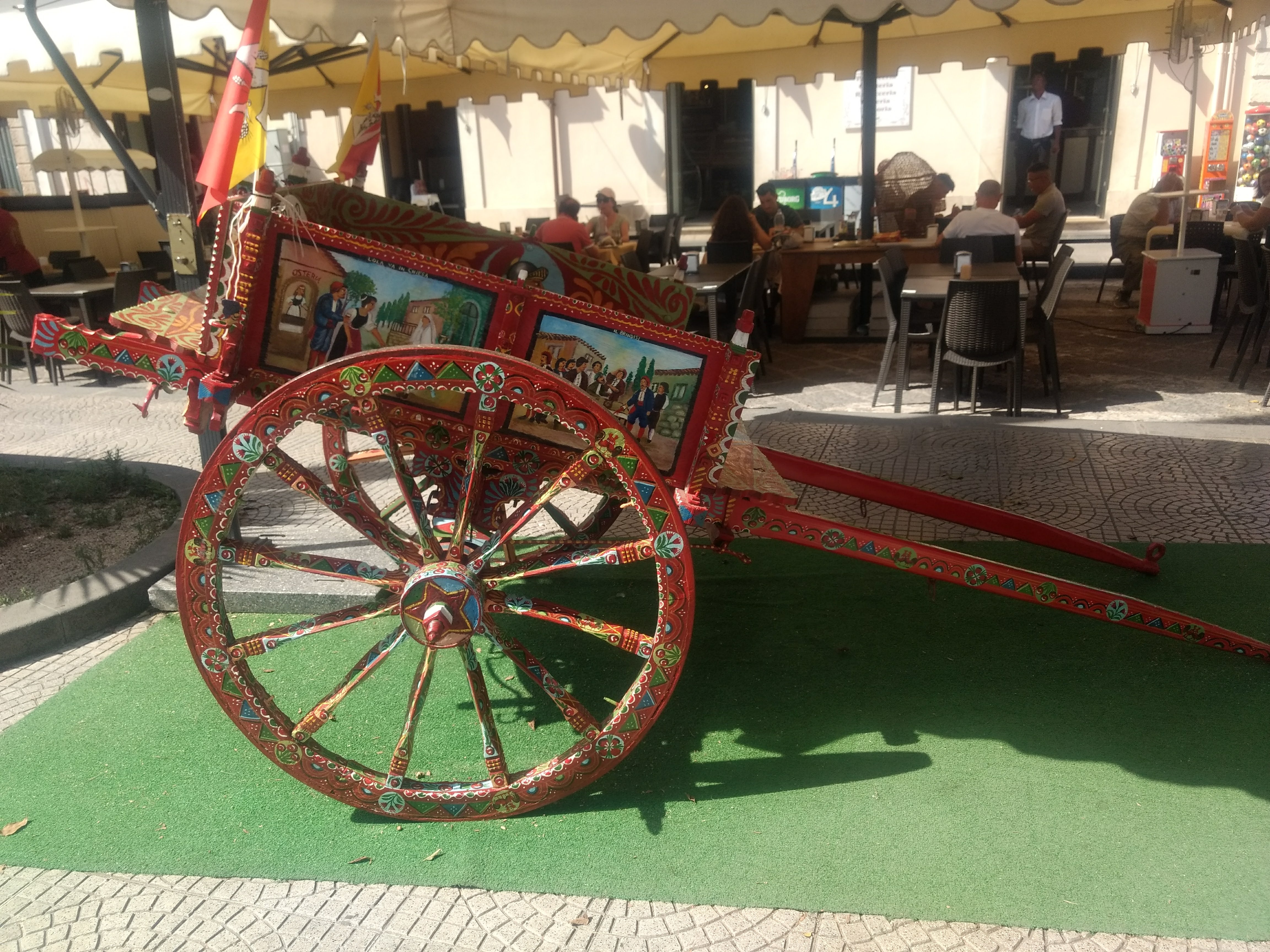 A traditional Sicilian carreto