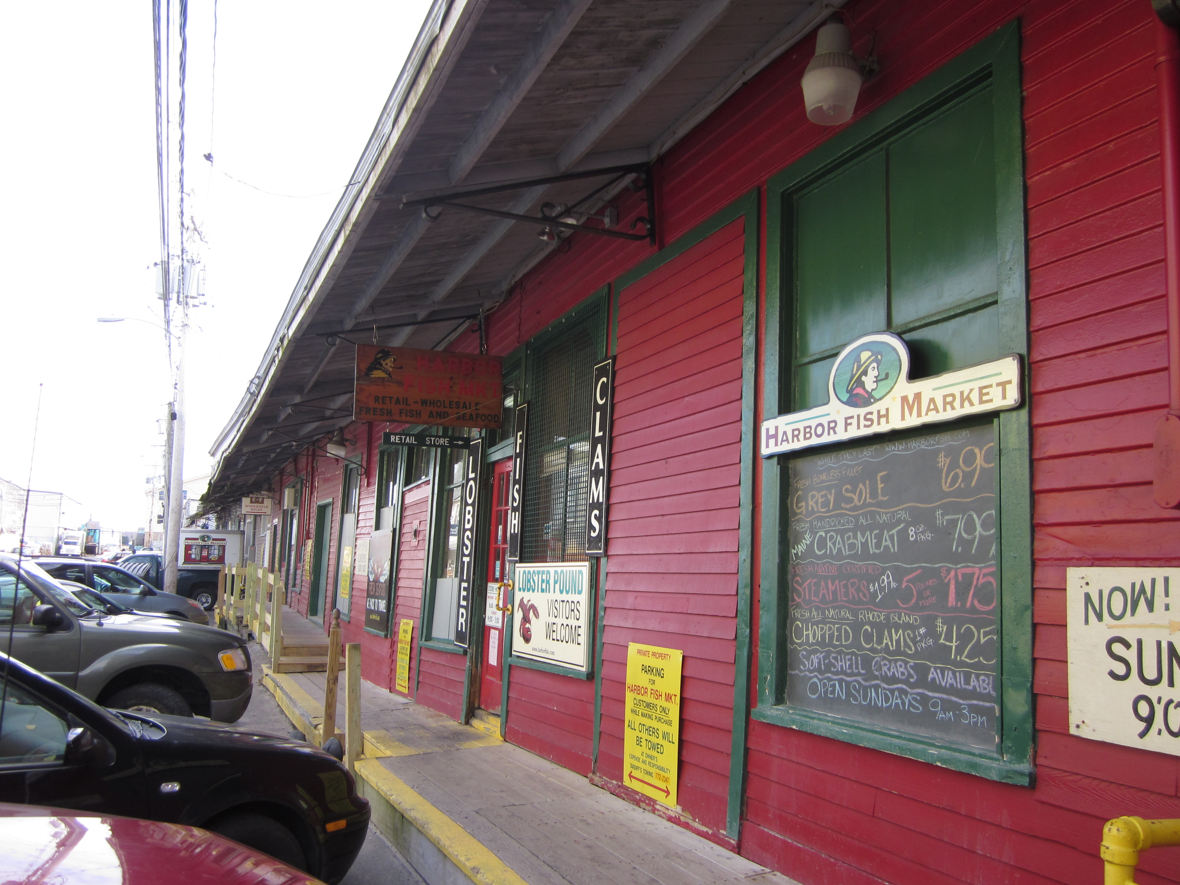 The harbor Fish Market