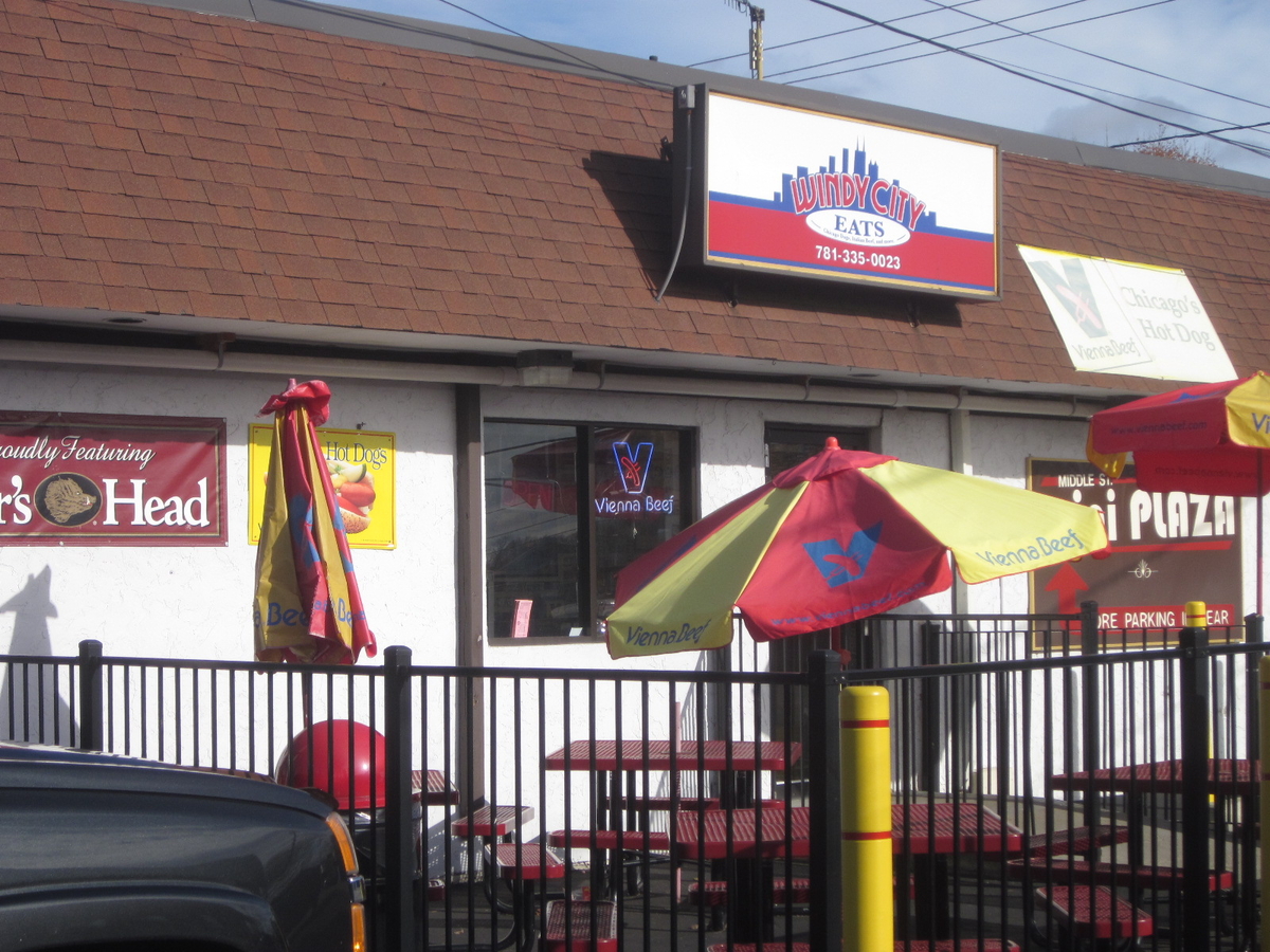 Windy City Eats in Weymouth